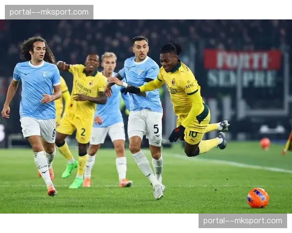 赛事述评：意大利足球的胜利，三支意甲球队闯入16强创近年最佳战绩