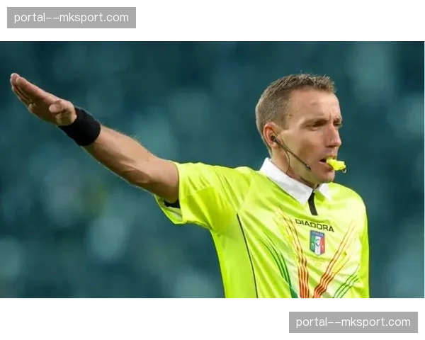 意甲联盟启动“校园裁判”项目，向青少年普及比赛规则与强度认知